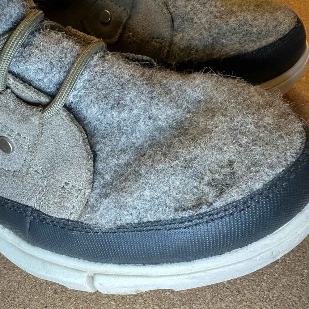 Sorel Kinetic Impact Conquest Boots Womens 8.5 Grey Felt Suede NL4461-365 Winter